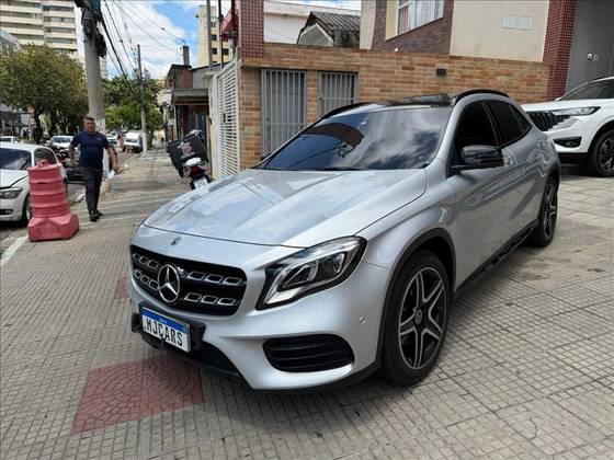 MERCEDES-BENZ GLA 250 2.0 CGI GASOLINA SPORT 7G-DCT MERCEDES-BENZ GLA 250 2.0 CGI GASOLINA SPORT 7G-DCT